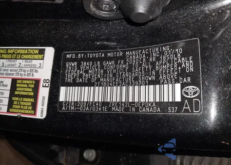 2010 Toyota Corolla Le z USA, uszkodzony, nr VIN 2T1BU4EE2AC339701